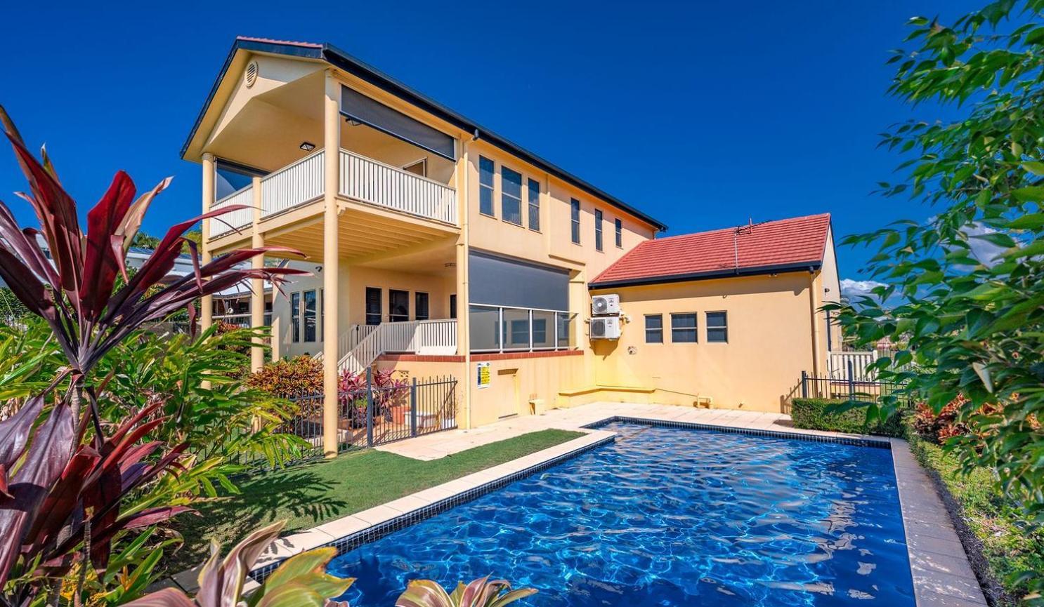 Buena Vista - Luxe 4 Bedroom House, Views, Holiday home *