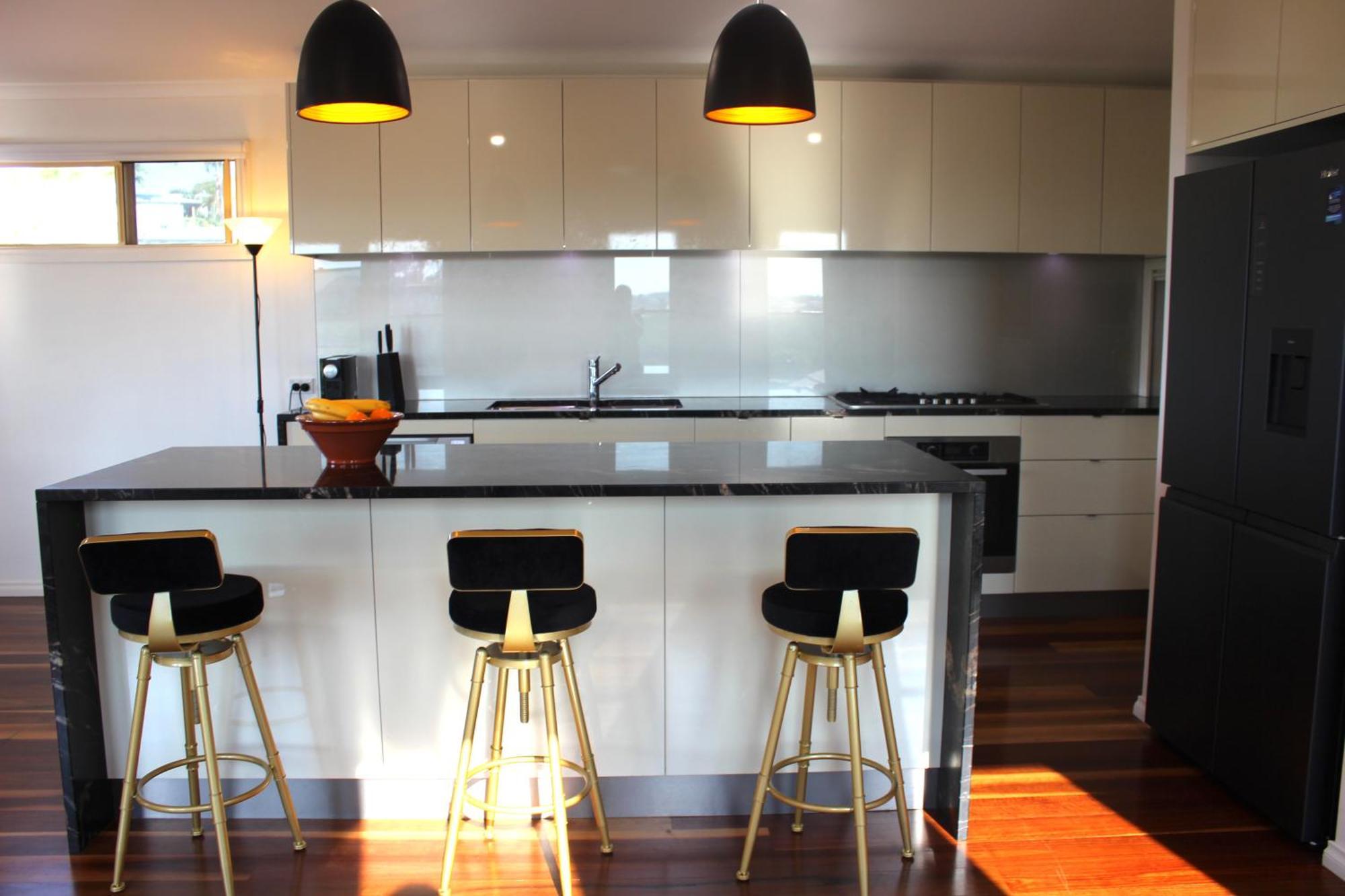 Holiday home Buena Vista - Luxe 4 Bedroom House, Views, Yeppoon